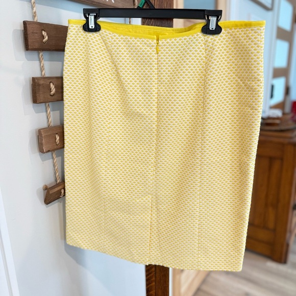 Talbots‎ 2-Piece Set Cotton Stretch Yellow Dot Jacquard Blazer & Skirt Sz 12 EUC - Picture 3 of 15